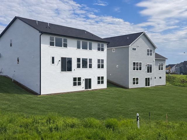 18225 103rd Avenue N, Maple Grove, MN 55311