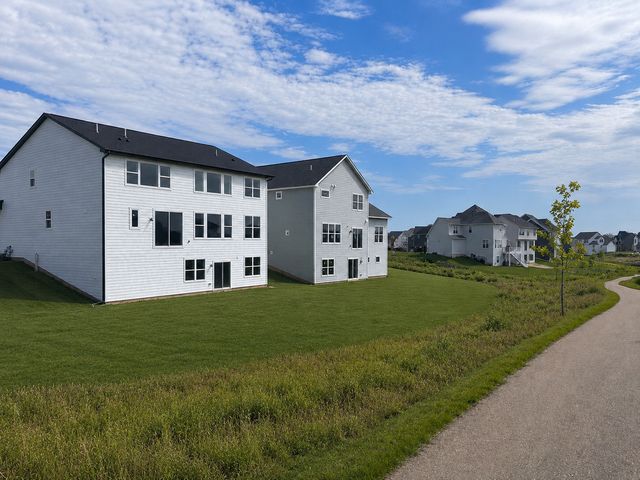 18225 103rd Avenue N, Maple Grove, MN 55311