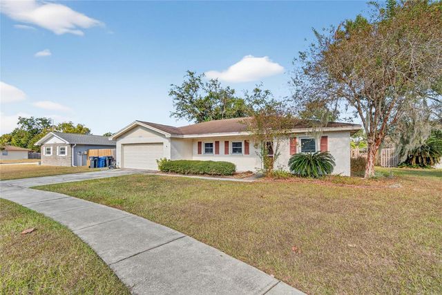 2112 SHERBROOK DRIVE, Valrico, FL 33594
