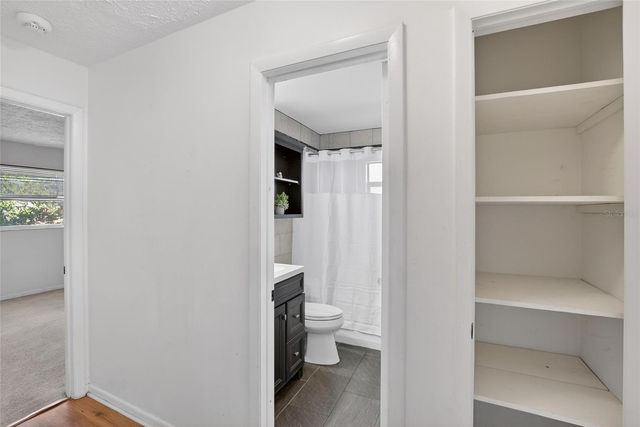 2112 SHERBROOK DRIVE, Valrico, FL 33594