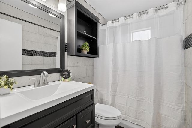 2112 SHERBROOK DRIVE, Valrico, FL 33594