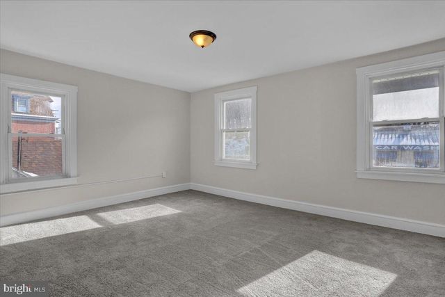 2715 PERKIOMEN AVE, Reading, PA 19606