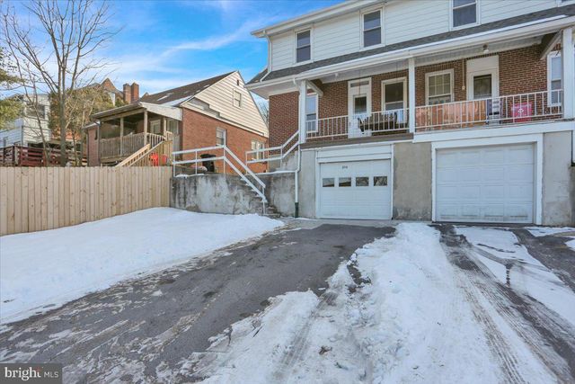 2715 PERKIOMEN AVE, Reading, PA 19606