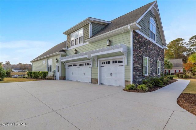 2621 Ocean Palm Court NE, Leland, NC 28451