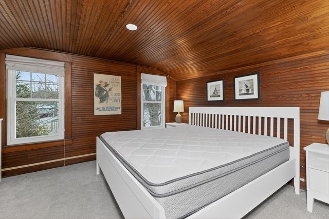 44096 Woodman Drive, Paw Paw, MI 49079