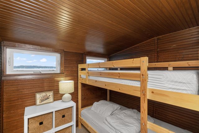 44096 Woodman Drive, Paw Paw, MI 49079