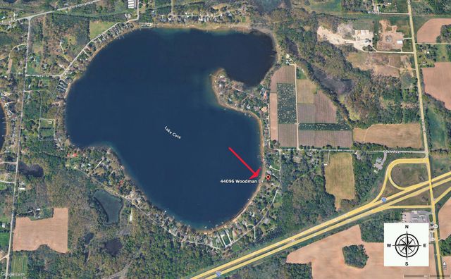 44096 Woodman Drive, Paw Paw, MI 49079