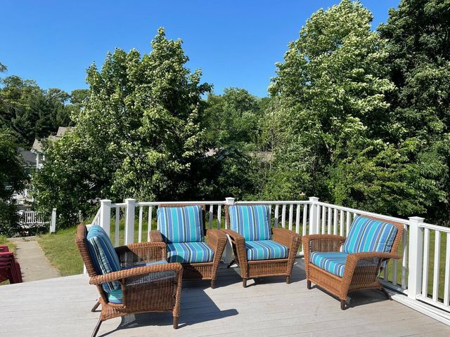 44096 Woodman Drive, Paw Paw, MI 49079