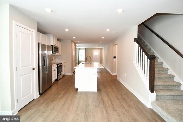 4512 BRIARHAVEN DR, Fredericksburg, VA 22408