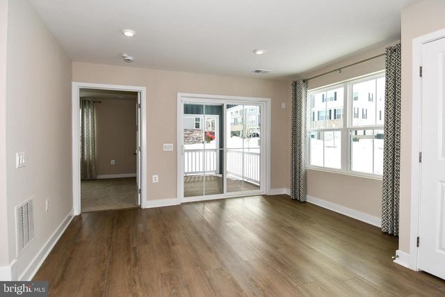 4512 BRIARHAVEN DR, Fredericksburg, VA 22408