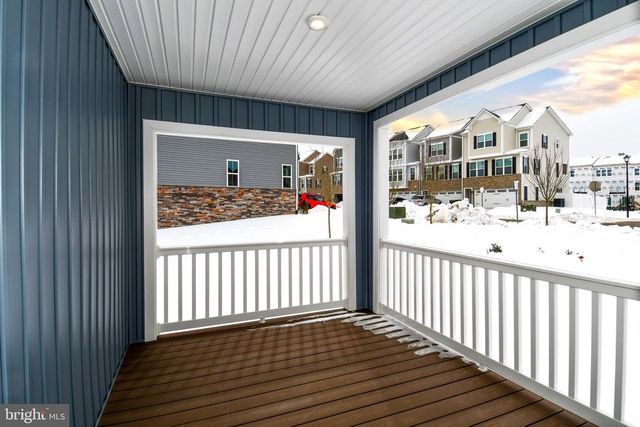 4512 BRIARHAVEN DR, Fredericksburg, VA 22408