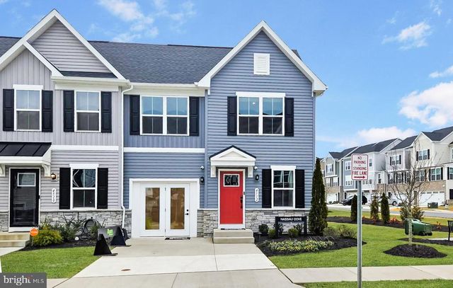 4512 BRIARHAVEN DR, Fredericksburg, VA 22408