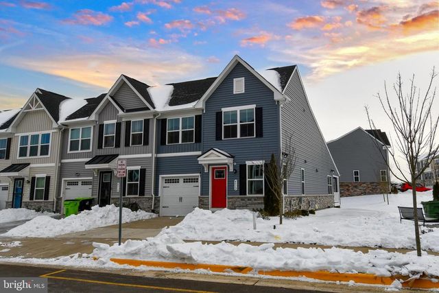 4512 BRIARHAVEN DR, Fredericksburg, VA 22408