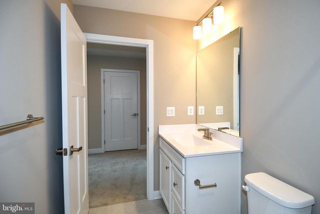 4512 BRIARHAVEN DR, Fredericksburg, VA 22408