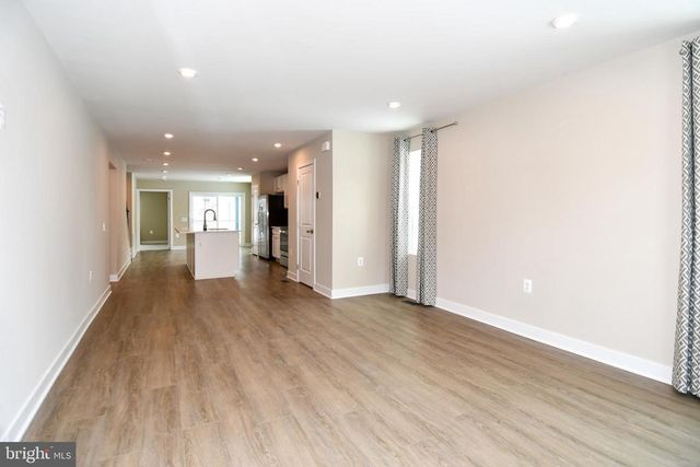 4512 BRIARHAVEN DR, Fredericksburg, VA 22408