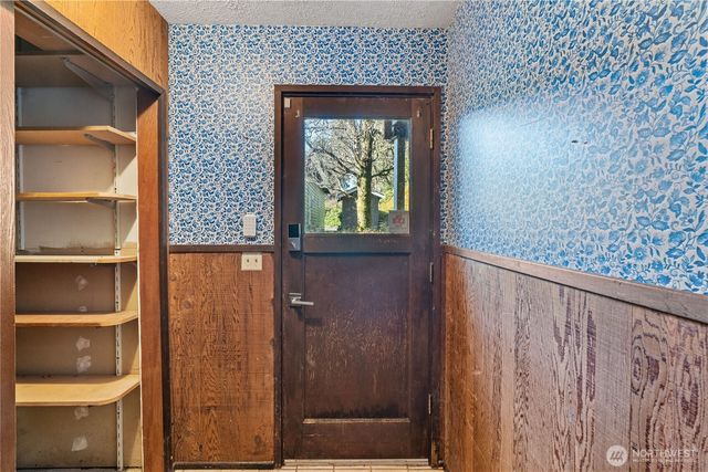 209 W Chenault Avenue, Hoquiam, WA 98550