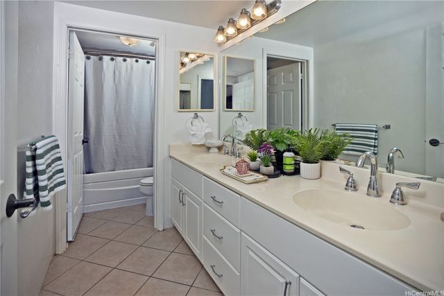 7018 Hawaii Kai Drive 5-2, Honolulu, HI 96825