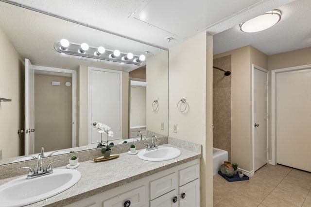 1121 Signal Ridge Place, Rockwall, TX 75032