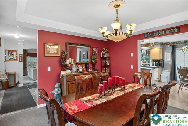 216 Pheasant Place, Coolbaugh Twp, PA 18466