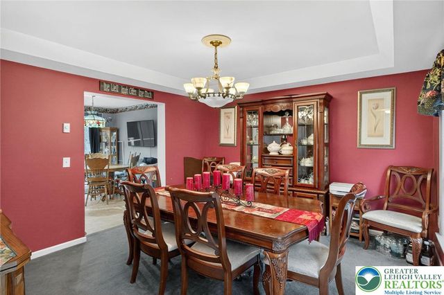 216 Pheasant Place, Coolbaugh Twp, PA 18466