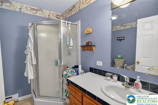 216 Pheasant Place, Coolbaugh Twp, PA 18466