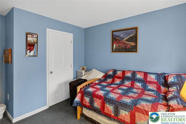 216 Pheasant Place, Coolbaugh Twp, PA 18466