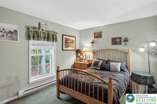 216 Pheasant Place, Coolbaugh Twp, PA 18466