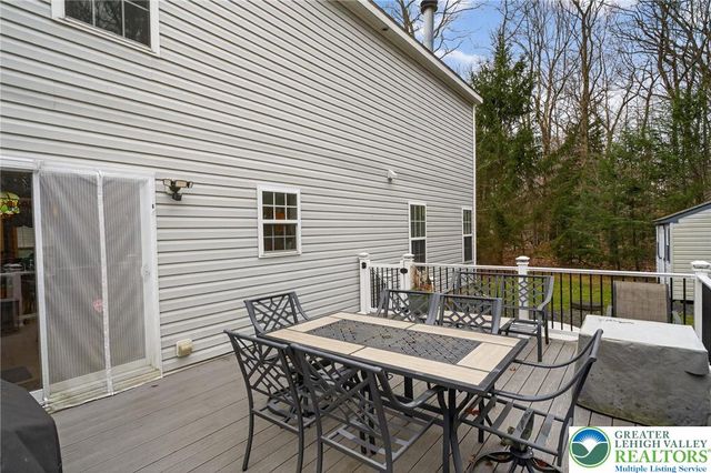 216 Pheasant Place, Coolbaugh Twp, PA 18466