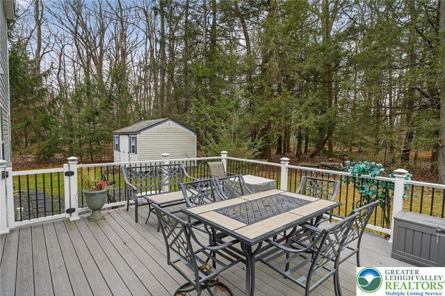 216 Pheasant Place, Coolbaugh Twp, PA 18466