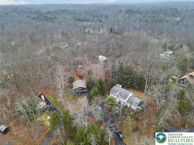 216 Pheasant Place, Coolbaugh Twp, PA 18466