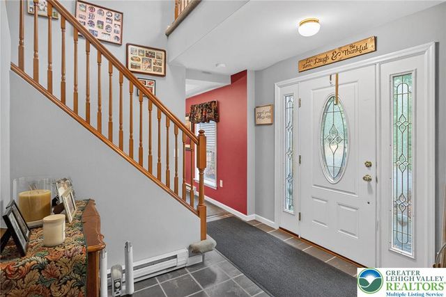 216 Pheasant Place, Coolbaugh Twp, PA 18466