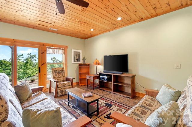217 Summit Drive, Nebo, NC 28761