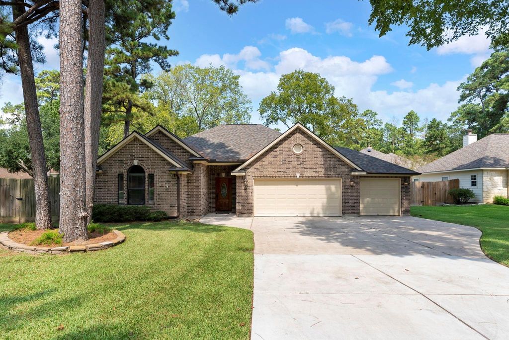3203 Chippers Crossing, Montgomery, TX 77356
