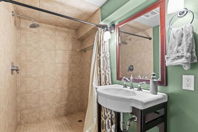 123 N 12th STREET, Oostburg, WI 53070