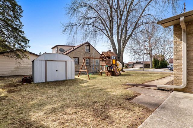 123 N 12th STREET, Oostburg, WI 53070