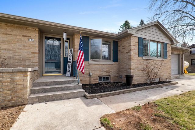 123 N 12th STREET, Oostburg, WI 53070