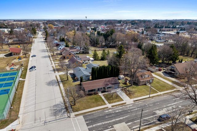 123 N 12th STREET, Oostburg, WI 53070