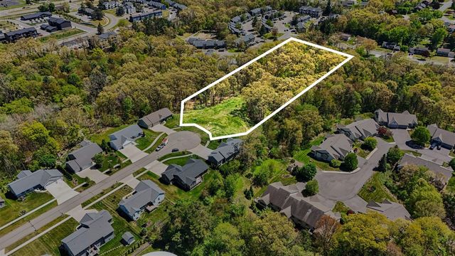 4277 Trail View, Grand Rapids, MI 49525