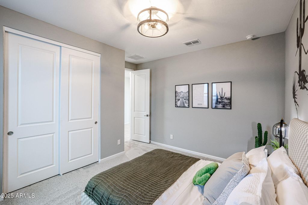 Image 24 of property listing at 30128 W WINDROSE Drive, Buckeye, AZ 85396