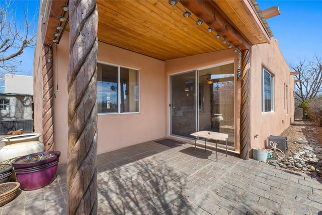 4 Rusty Spur, Santa Fe, NM 87508