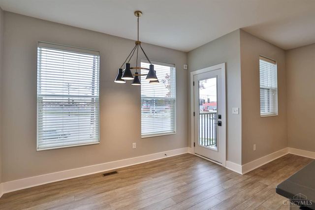 3500 Madison Park Avenue, Cincinnati, OH 45209