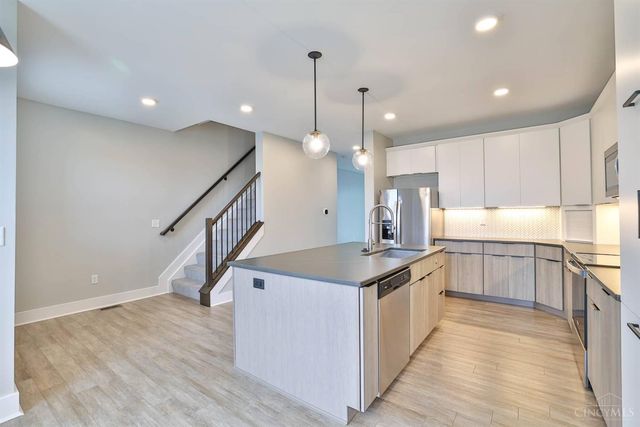 3500 Madison Park Avenue, Cincinnati, OH 45209