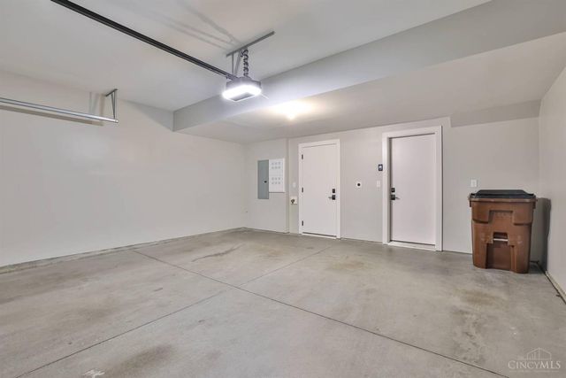 3500 Madison Park Avenue, Cincinnati, OH 45209