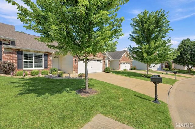 145 Dornoch Drive, St Charles, MO 63301