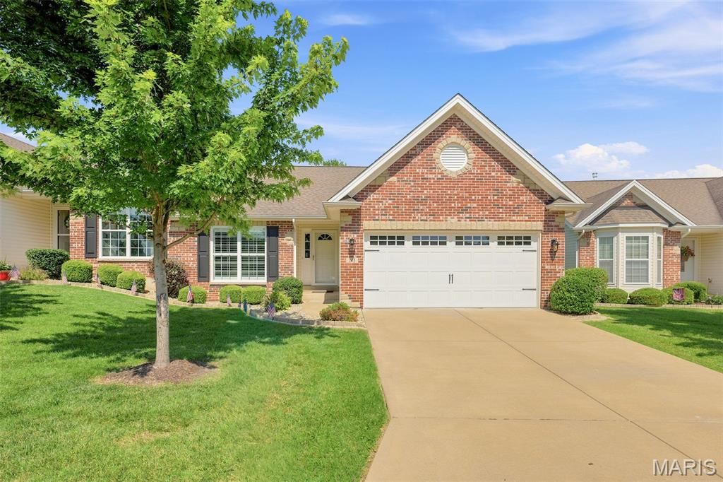145 Dornoch Drive, St Charles, MO 63301