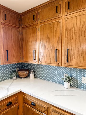 126 E Windsor Drive, Hanford, CA 93230