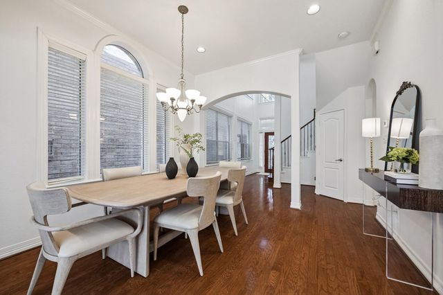 5429 Fairdale Lane, Houston, TX 77056