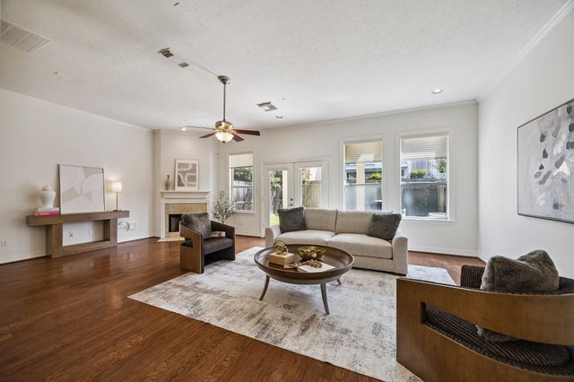 5429 Fairdale Lane, Houston, TX 77056