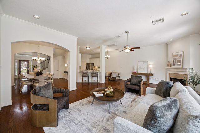 5429 Fairdale Lane, Houston, TX 77056