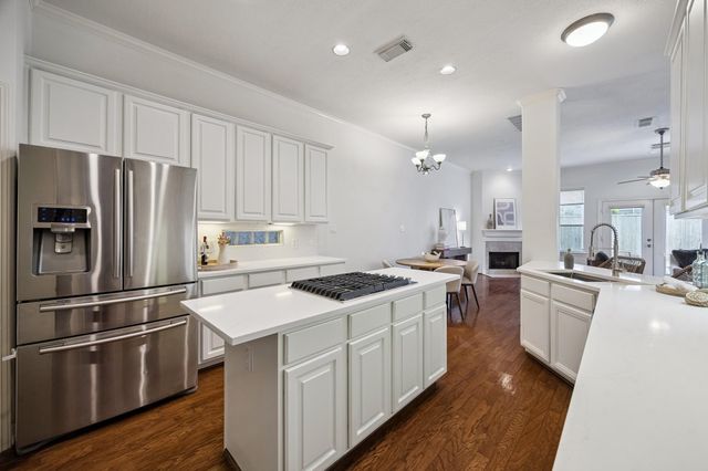 5429 Fairdale Lane, Houston, TX 77056